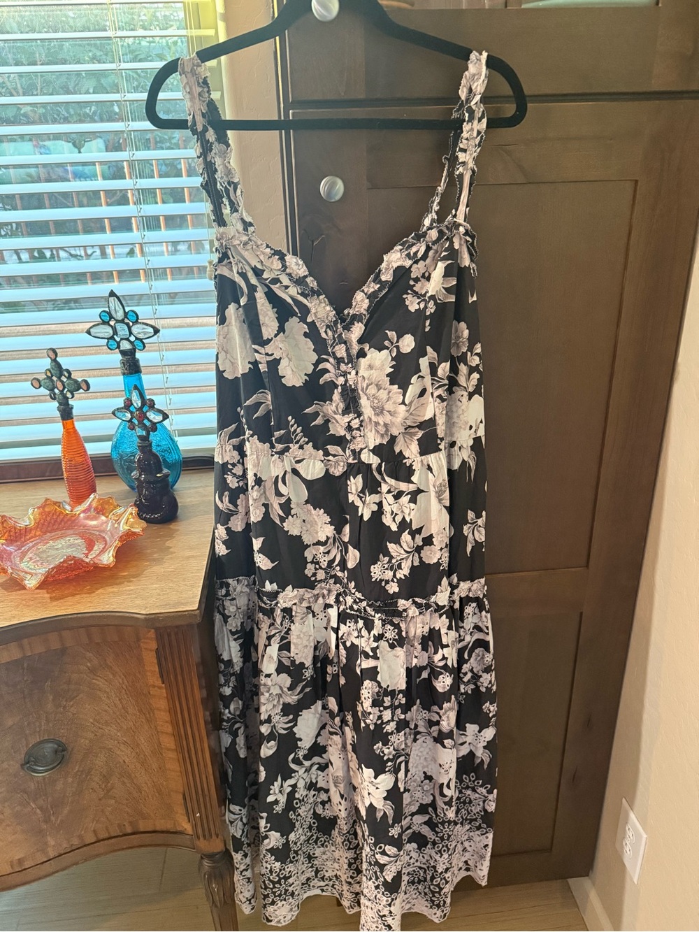 Anthropologie Black and Cream Floral Midi Dress - Picture 15 of 16